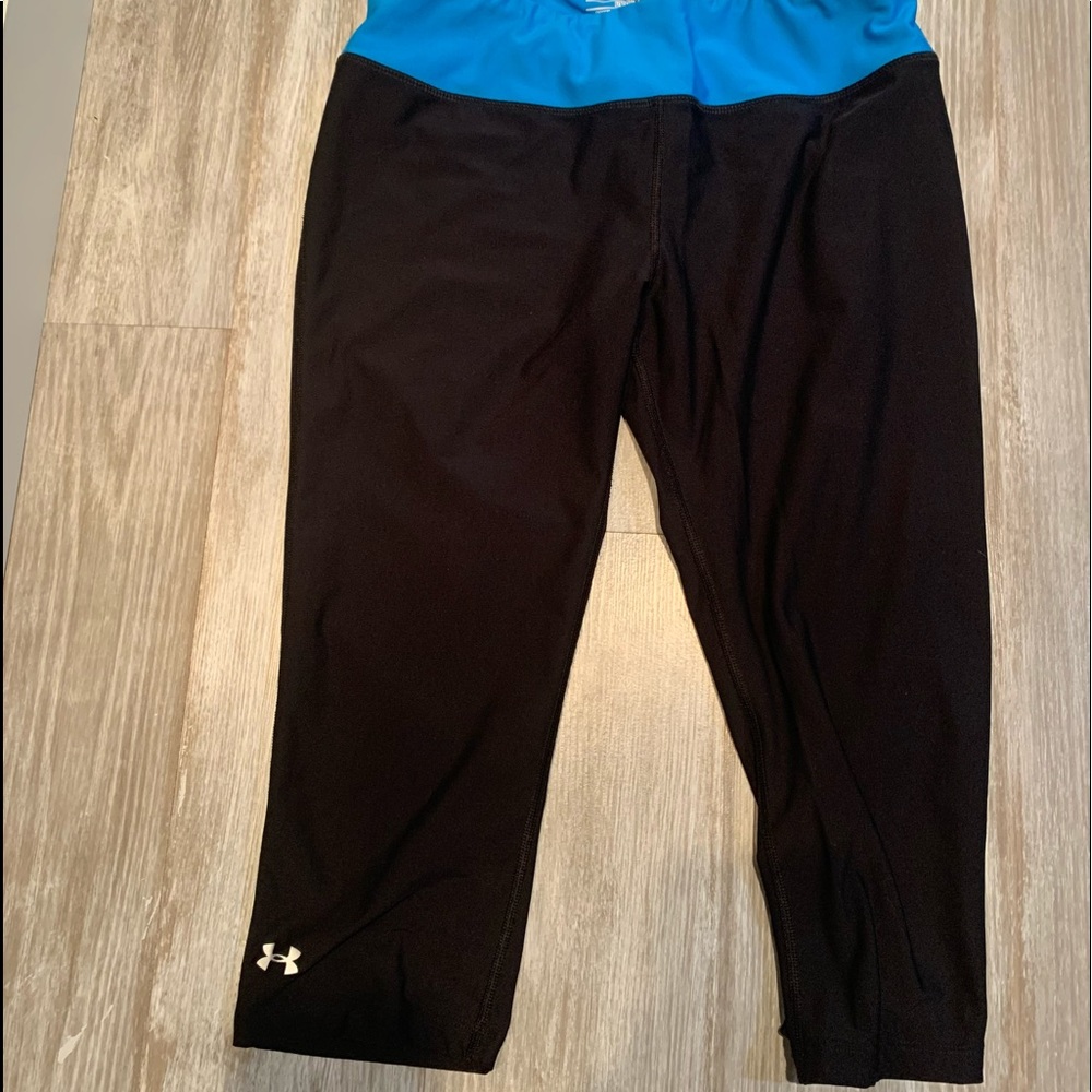 Under armour Capri workout pants size medium